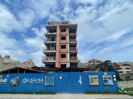 REF. 138 - Laguna Residencial