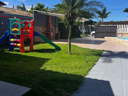 REF. 365 - Casa Balneário Riviera - Rua Umuarama